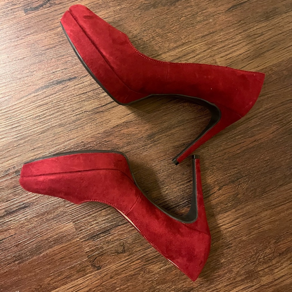 💋Chinese Laundry Heels 👠